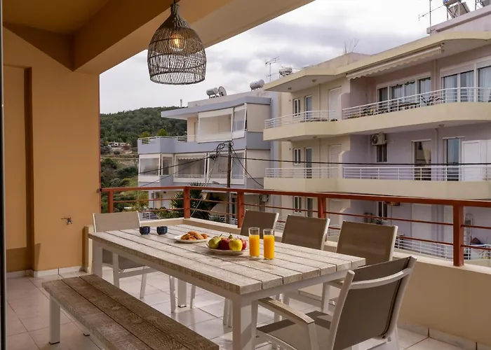 Seaforest Apartment