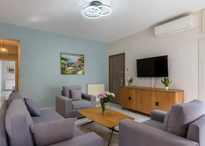 Seaforest Apartment